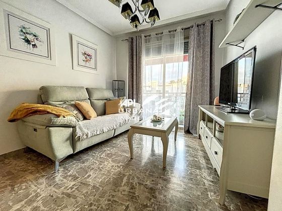 Foto 2 de Piso en venta en Lucena de 2 habitaciones con terraza y aire acondicionado