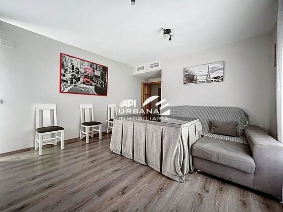 Foto 2 de Piso en venta en Lucena de 3 habitaciones con aire acondicionado