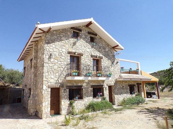 Foto 1 de Casa rural en venda a Castril de 9 habitacions amb terrassa i jardí