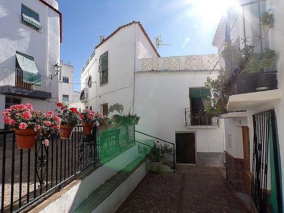 Foto 2 de Casa adossada en venda a calle Peñuelas de 5 habitacions amb terrassa i balcó
