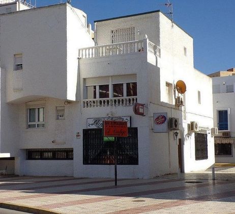 Foto 2 de Àtic en venda a El Sabinar – Urbanizaciones – Las Marinas – Playa Serena de 2 habitacions amb terrassa i mobles