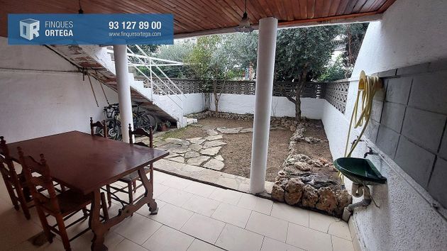 Foto 1 de Casa en venda a Parets del Vallès de 4 habitacions amb terrassa i garatge