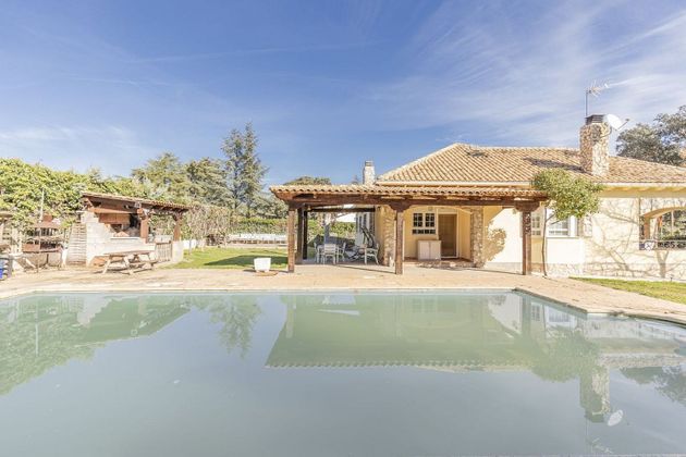 Foto 1 de Casa en venta en Raya del Palancar - Guadamonte de 5 habitaciones con terraza y piscina