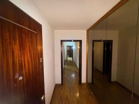 Foto 2 de Pis en venda a El Castell-Poble Vell de 4 habitacions amb terrassa i ascensor