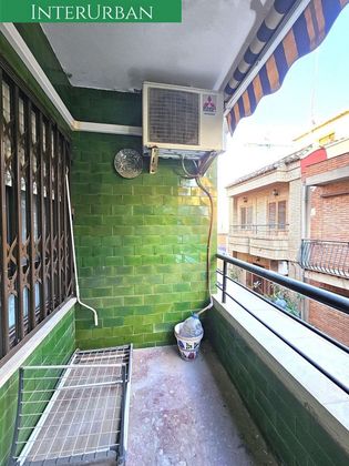 Foto 2 de Venta de piso en Centro Ciudad de 4 habitaciones con balcón y aire acondicionado