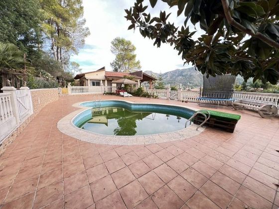 Foto 1 de Casa en venda a Carcaixent de 5 habitacions amb terrassa i piscina