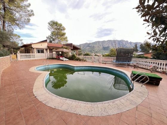 Foto 2 de Casa en venda a Carcaixent de 5 habitacions amb terrassa i piscina