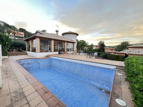 Foto 1 de Casa en venta en La Barraca d' Aigües Vives de 5 habitaciones con terraza y piscina