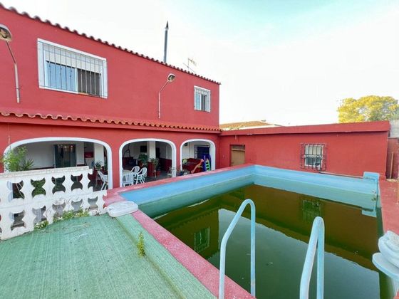 Foto 2 de Casa en venda a Carcaixent de 4 habitacions amb terrassa i piscina