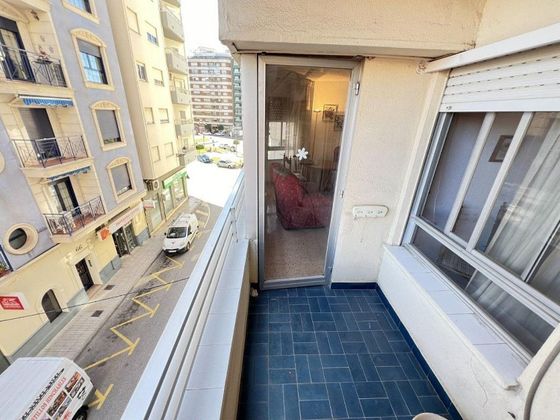 Foto 1 de Piso en venta en Ayuntamiento - Centro de 4 habitaciones con terraza y balcón