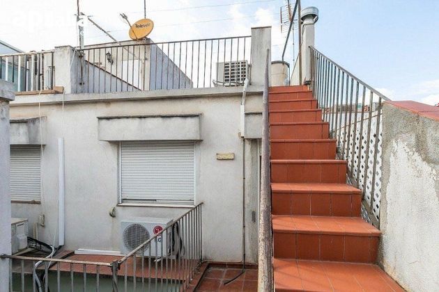 Foto 2 de Casa en venda a Gràcia de 4 habitacions amb terrassa i garatge