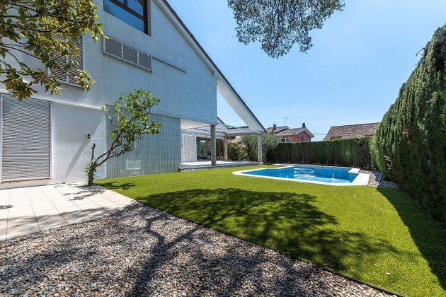 Foto 1 de Casa rural en venda a Ca n’Esteper – Can Gorgs – Can Gorgs II de 6 habitacions amb terrassa i piscina