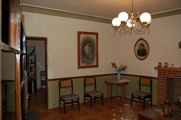 Foto 1 de Casa adossada en venda a Caravaca de la Cruz de 8 habitacions amb balcó i calefacció