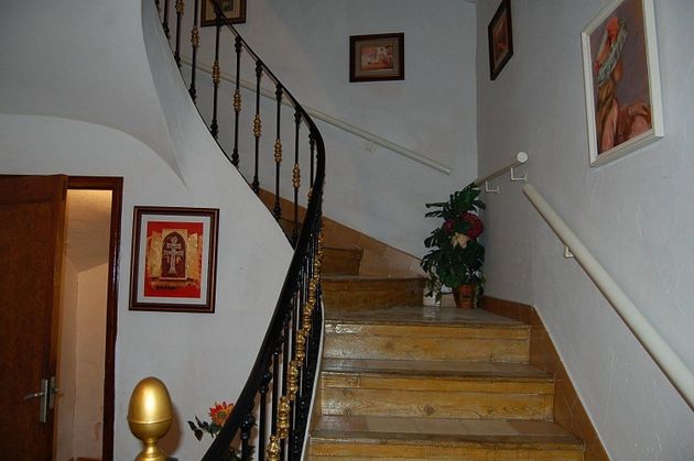Foto 2 de Casa adossada en venda a Caravaca de la Cruz de 8 habitacions amb balcó i calefacció
