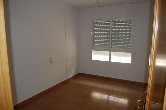 Foto 2 de Piso en venta en Caravaca de la Cruz de 3 habitaciones con garaje y calefacción