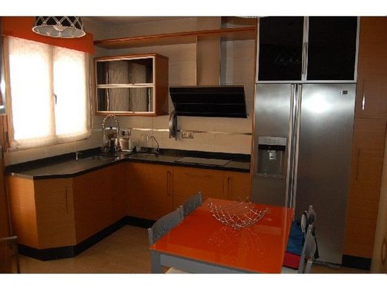 Foto 2 de Dúplex en venta en Caravaca de la Cruz de 5 habitaciones con garaje y aire acondicionado