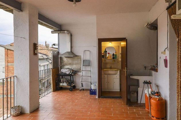 Foto 2 de Pis en venda a Montesquiu de 4 habitacions amb terrassa i balcó