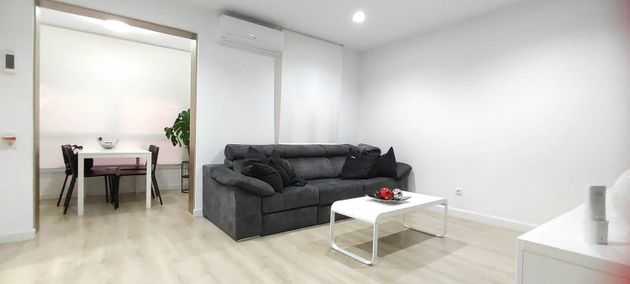 Foto 1 de Casa en venda a Mion - Puigberenguer de 6 habitacions amb balcó i aire acondicionat