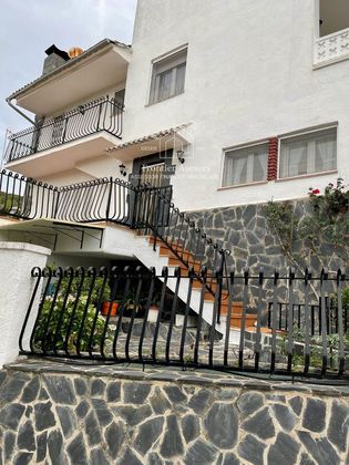 Foto 1 de Xalet en venda a calle Dàlia de 3 habitacions amb terrassa i piscina