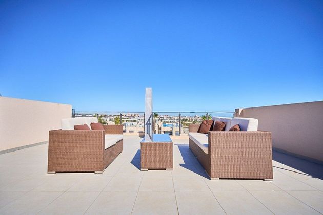 Foto 1 de Pis en venda a avenida De Levante de 2 habitacions amb terrassa i piscina