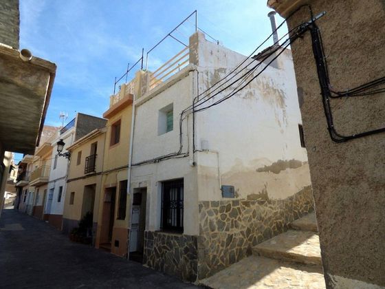 Foto 1 de Casa rural en venda a calle La Victoria de 4 habitacions amb terrassa