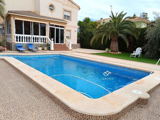 Foto 2 de Xalet en venda a Los Girasoles de 5 habitacions amb terrassa i piscina