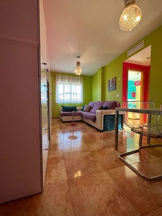 Foto 2 de Pis en venda a Algarrobo-Costa de 2 habitacions amb terrassa i garatge