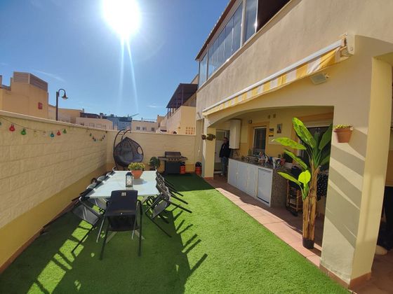 Foto 2 de Pis en venda a paseo Sierra de Las Nieves de 3 habitacions amb terrassa i piscina