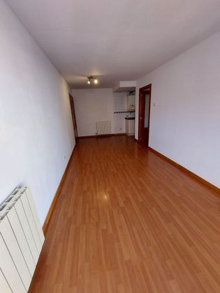Foto 1 de Venta de piso en Olèrdola de 2 habitaciones con garaje y balcón