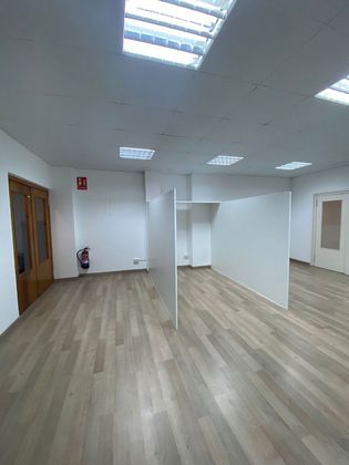 Foto 2 de Alquiler de local en Olèrdola de 162 m²