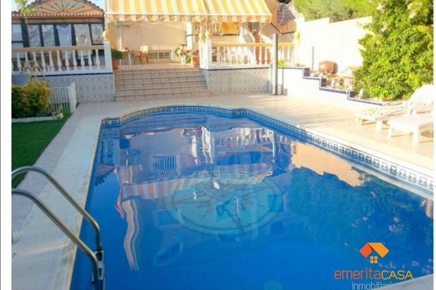 Foto 1 de Xalet en venda a Avda. Elvas de 5 habitacions amb terrassa i piscina