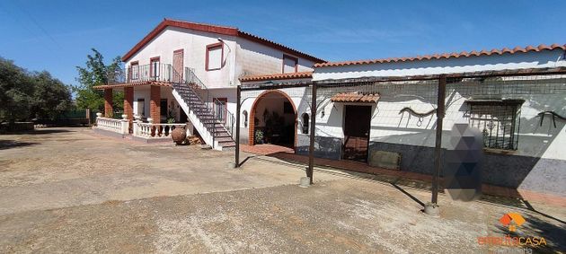 Foto 1 de Casa rural en venta en Don Álvaro de 3 habitaciones con terraza y piscina