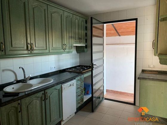Foto 1 de Casa en venda a Mirandilla de 4 habitacions amb terrassa