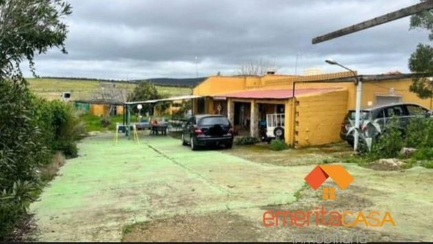 Foto 2 de Casa rural en venda a Mirandilla de 1 habitació i 3600 m²