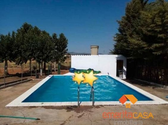 Foto 1 de Casa rural en venda a Alange de 3 habitacions amb piscina