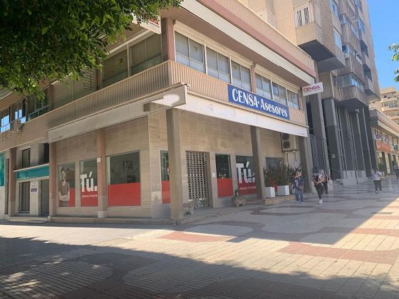 Foto 1 de Alquiler de local en avenida De Andalucía de 90 m²