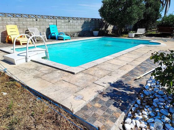 Foto 1 de Xalet en venda a Valdenoja - La Pereda de 3 habitacions amb terrassa i piscina