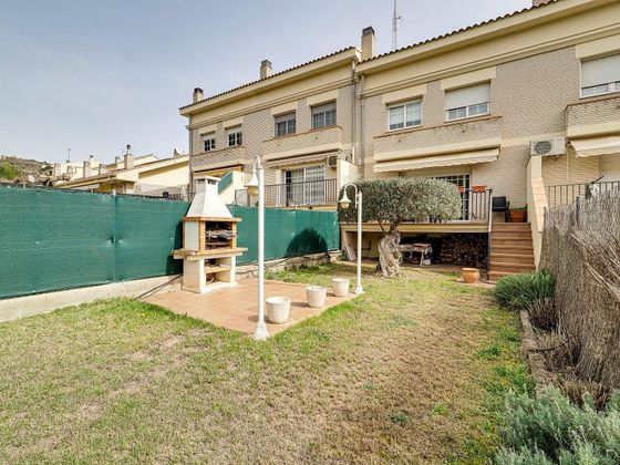 Foto 1 de Casa adossada en venda a Balsareny de 4 habitacions amb terrassa i piscina