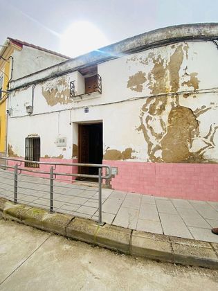 Foto 1 de Casa adosada en venta en Orellana la Vieja de 3 habitaciones y 239 m²