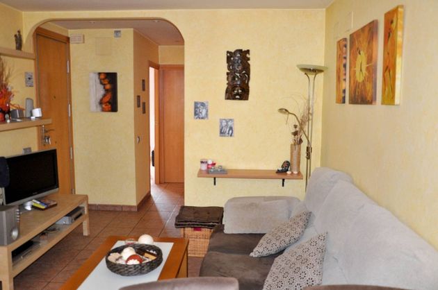 Foto 2 de Venta de piso en El Carmel de 2 habitaciones con terraza y aire acondicionado