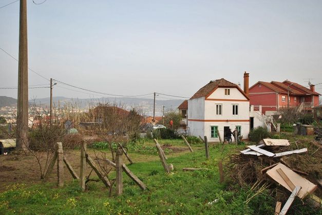 Foto 2 de Xalet en venda a Moaña de 4 habitacions amb jardí
