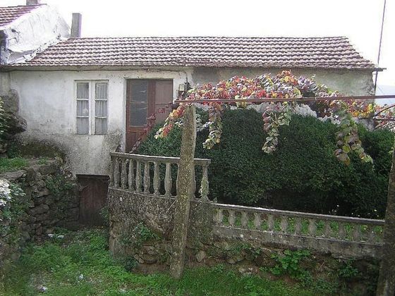 Foto 2 de Casa en venta en Arbo con jardín