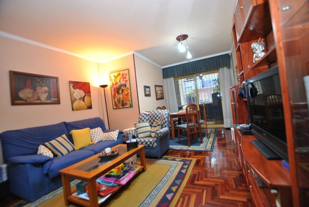 Foto 1 de Piso en venta en Travesía de Vigo - San Xoán de 4 habitaciones con terraza y garaje