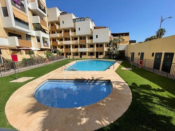 Foto 2 de Pis en venda a Aguadulce Sur de 2 habitacions amb terrassa i piscina