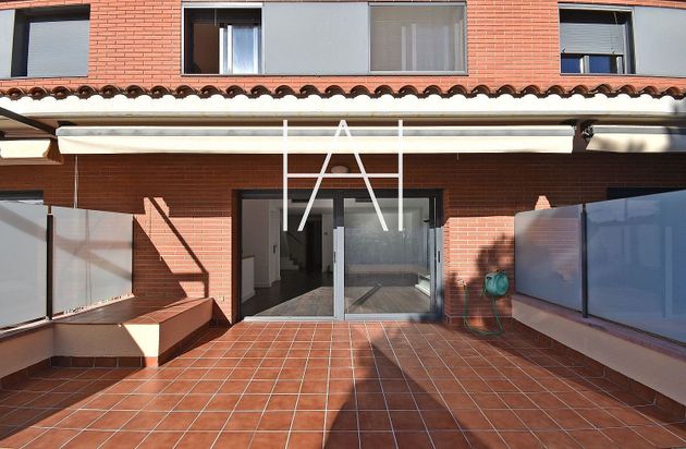 Foto 2 de Casa en venta en Sant Vicenç de Montalt de 4 habitaciones con terraza y piscina