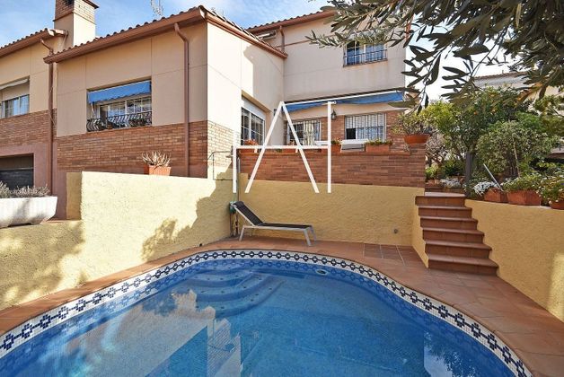 Foto 2 de Casa en venta en Canet de Mar de 4 habitaciones con terraza y piscina