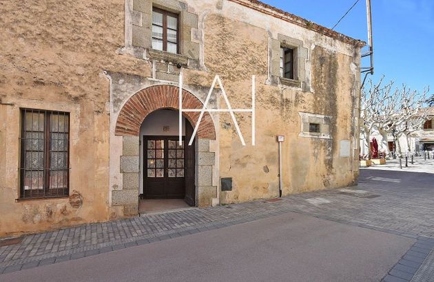 Foto 2 de Casa en venta en Sant Vicenç de Montalt de 7 habitaciones con garaje y jardín