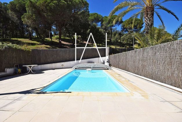 Foto 2 de Casa en venda a Arenys de Munt de 5 habitacions amb terrassa i piscina