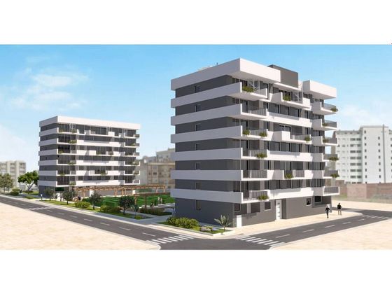 Foto 2 de Dúplex en venda a plaza De Les Corts Valencianes de 3 habitacions amb terrassa i balcó