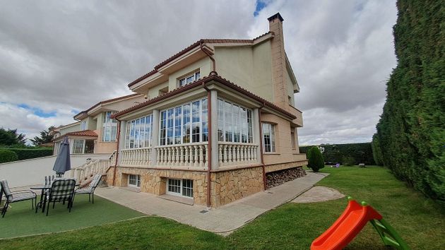 Foto 1 de Casa en venda a Ibeas de Juarros de 4 habitacions amb terrassa i garatge